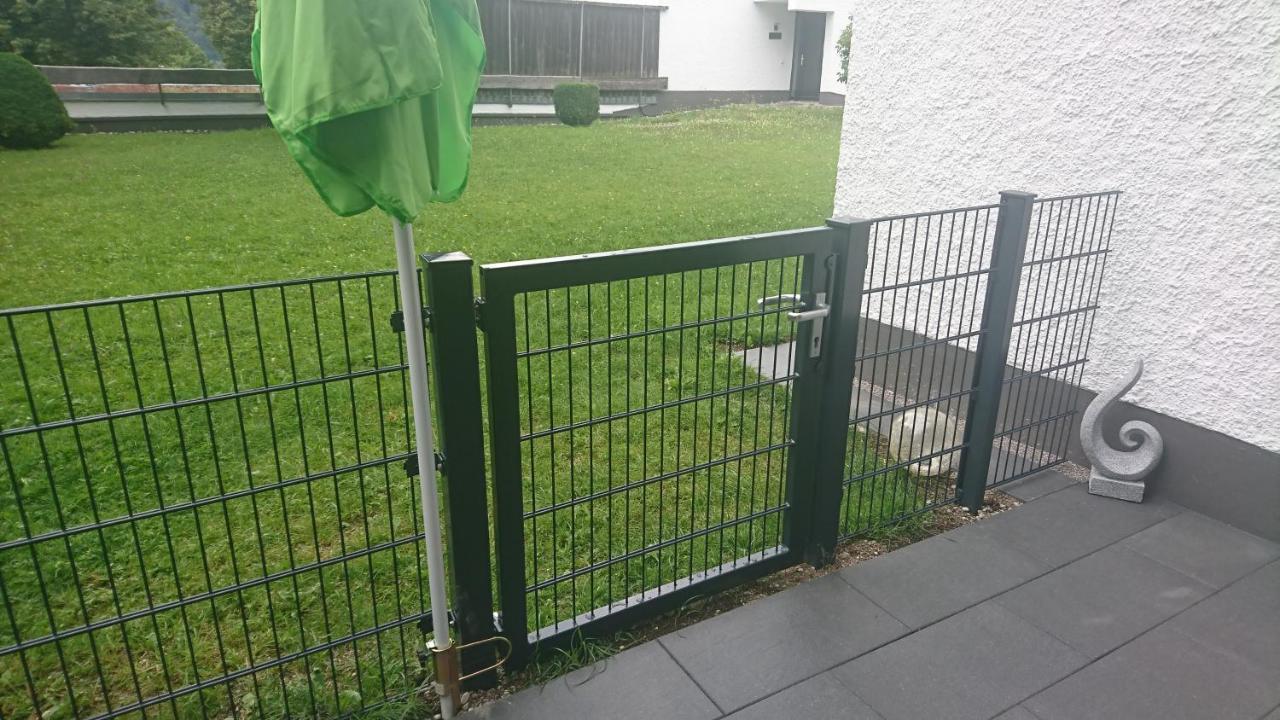 Maurers Schlierseetraum 1 Hochwertige Erdgeschosswohnung Mit Allen Raffinessen Erfreut Sich Auch Urlauber Idealerweise Für Paar Mit Kindern Geeignet Und Vierbeiner Dank Des Tollen Zauns Auf Der Terrasse Stylisch Und Edel Von Der Ausstattung Mit 64 Qm Schliersee